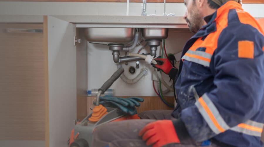 Professional tankless water heater installation services in Claytonville, IL